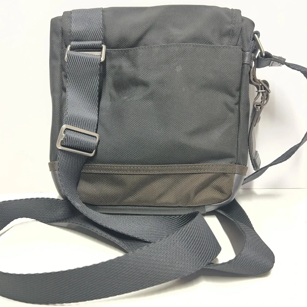 Tumi Alpha Brabo Shoulder Bag Crossbody Black Brown Leather